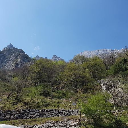 Hotel Garganta Del Cares بونسيبوس المظهر الخارجي الصورة