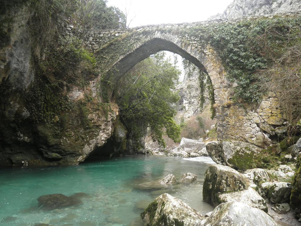 Hotel Garganta Del Cares بونسيبوس المظهر الخارجي الصورة